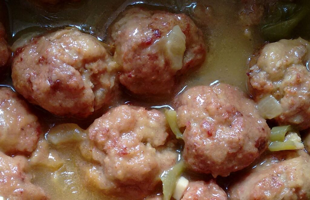 receta de albóndigas en salsa